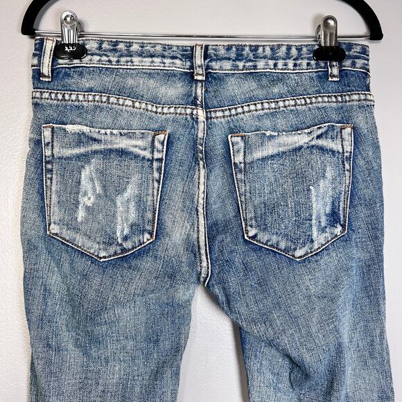 TOBI Women’s Boyfriend Jeans Sz 26 Blue Distressed Ripped Relaxed Fit NWT - Picture 10 of 10